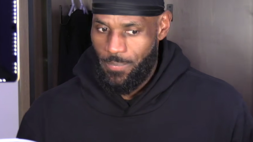 博鱼体育app下载-老詹回应ESPN报道：那些东西根本影响不到我 和珍妮一直互相尊重